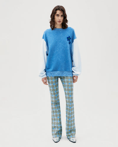 BLUE COLOR BLOCK SWEATSHIRT