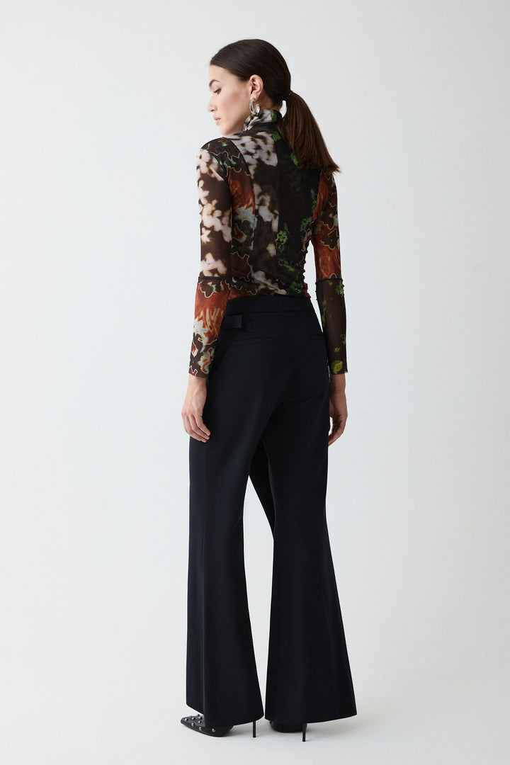 Abstra Mesh Top