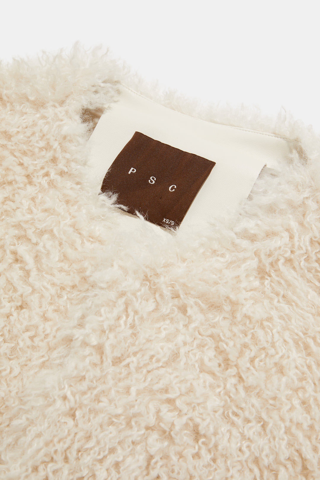 Pia Coat White