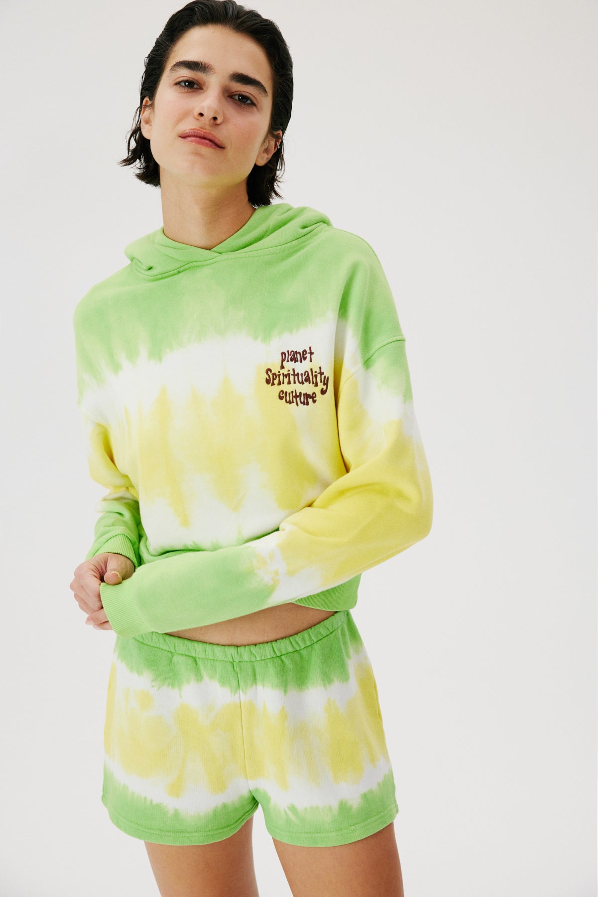 GREEN TIE DYE CROPPED SWEATSHIRT