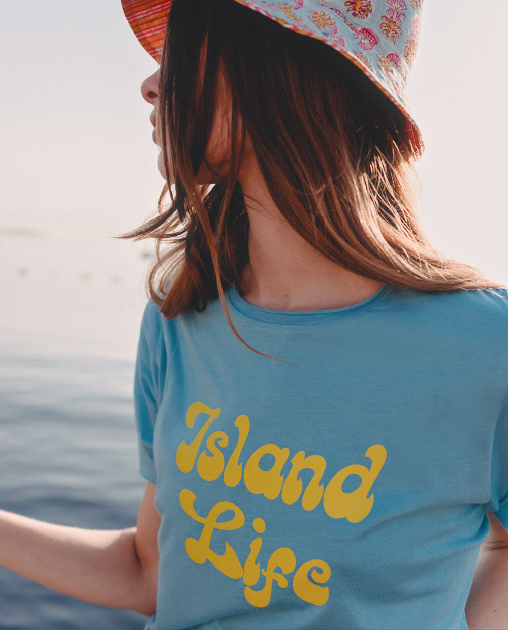 ISLAND LIFE BLUE T-SHIRT