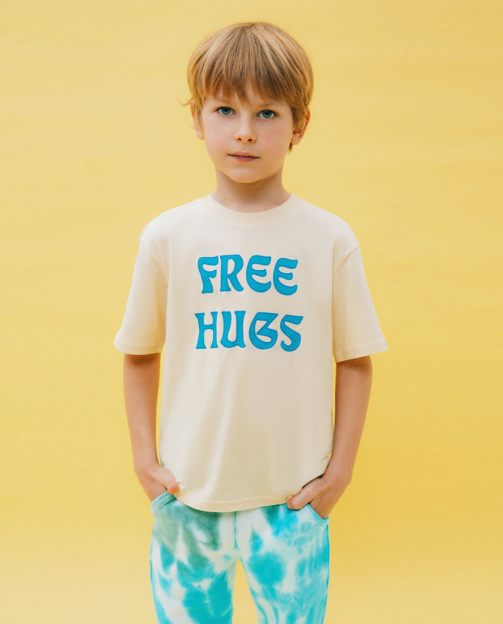FREE HUGS KIDS T-SHIRT